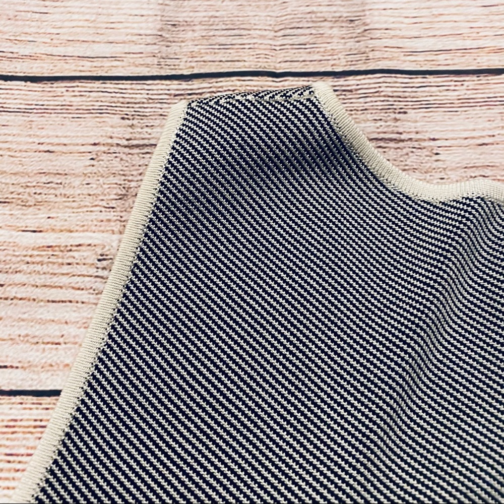 WORTH Ribbed Tank - Picture 6 of 7